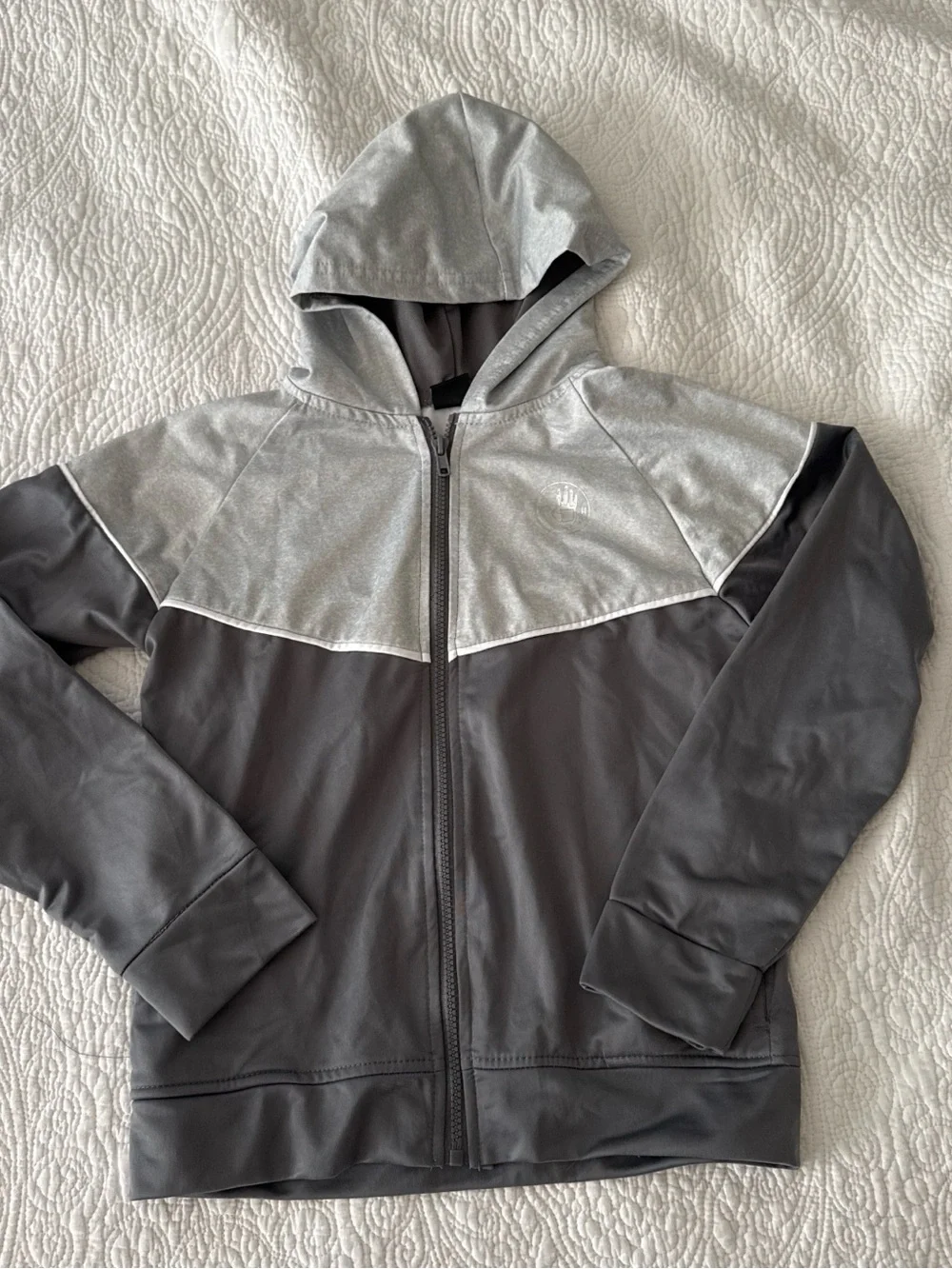 Body Glove Kids Two-Tone Silver and Gray Hooded track suit set